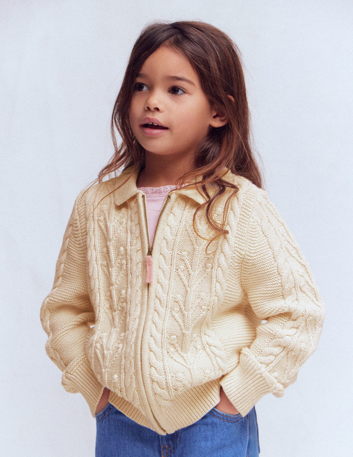 Pullover mit Zopfmuster, Kragen und Reißverschluss-Anenome